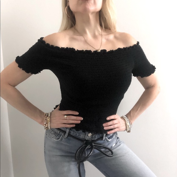 Bundle Black and White Off Shoulder Crop Tops - Picture 8 of 8